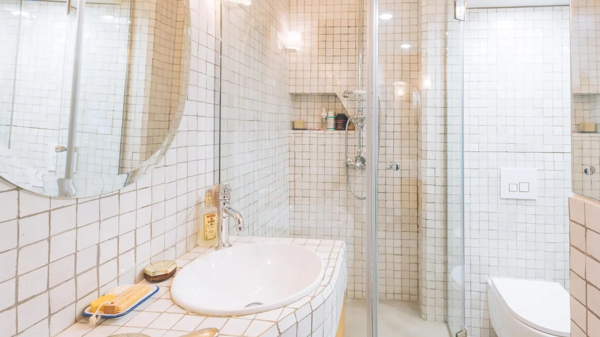 Modern Rustic-Style Apartment 7Th Arrondissement! Paris