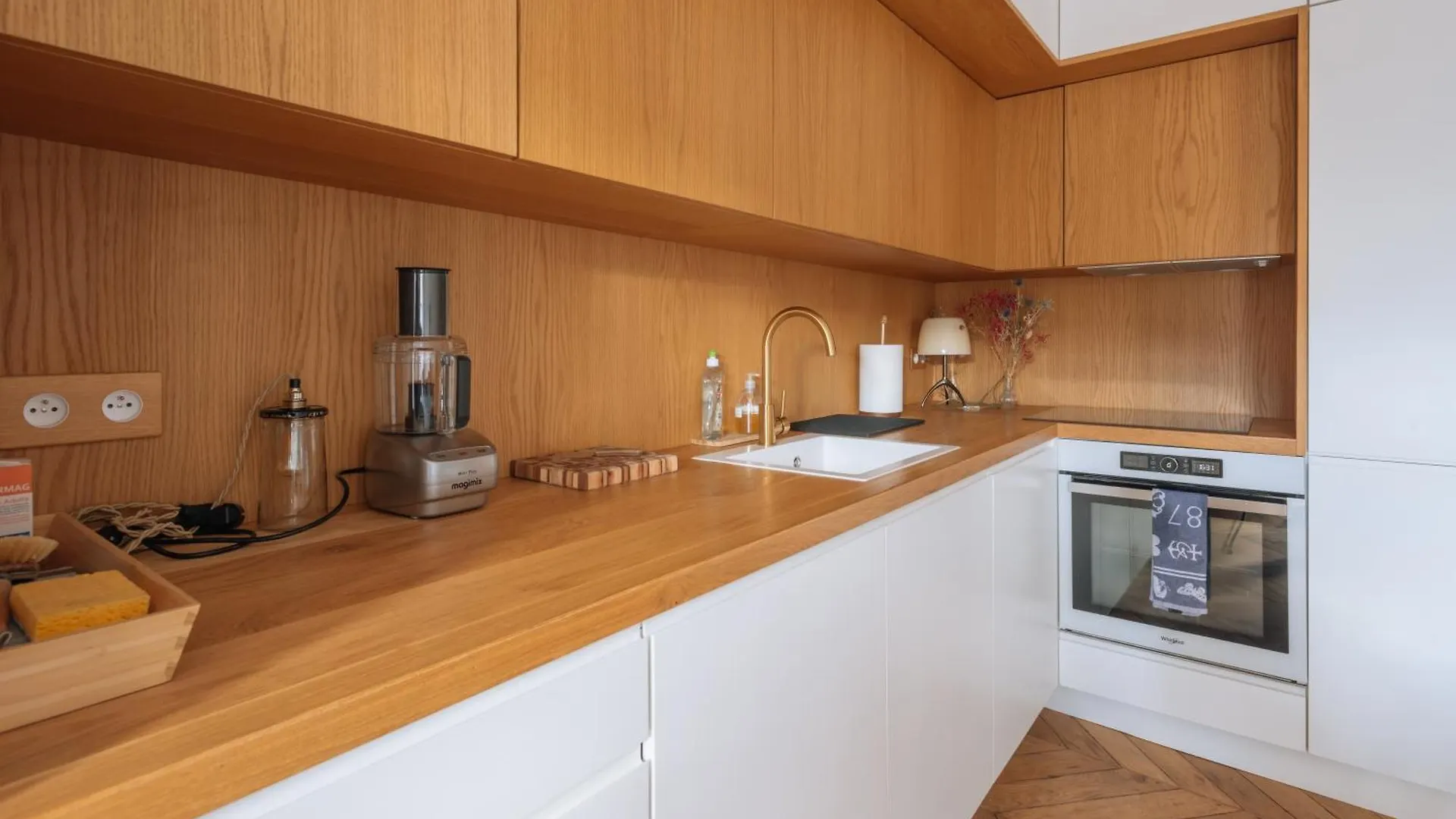 Modern Rustic-Style Apartment 7Th Arrondissement! Paris 0*,